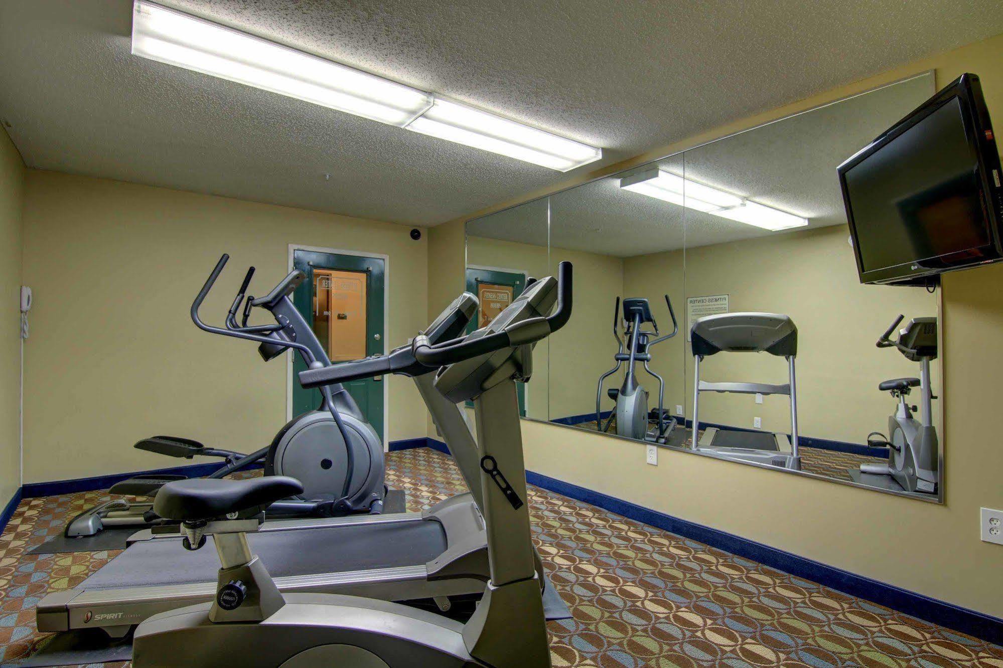 Intown Suites Extended Stay Marietta Ga - Roswell Rd 외부 사진