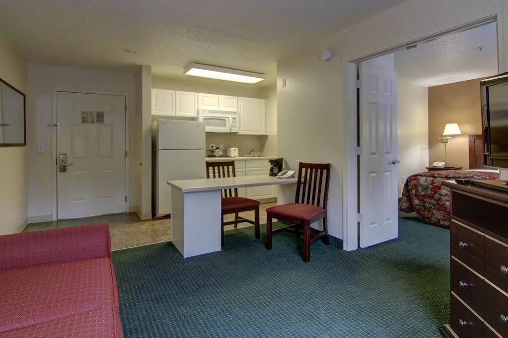 Intown Suites Extended Stay Marietta Ga - Roswell Rd 외부 사진
